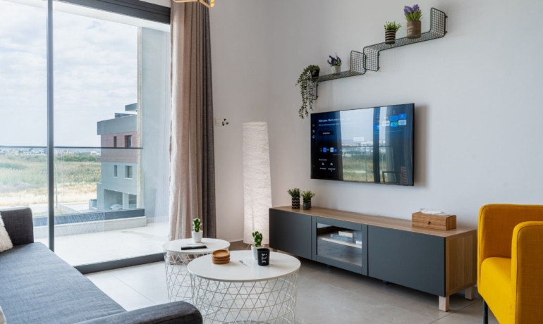 Mary’ Cheerful Apartment