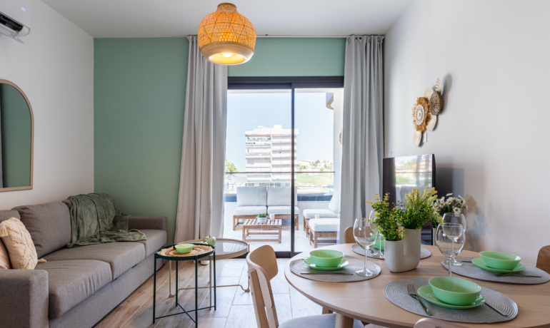 Yelena’ Cheerful Apartment